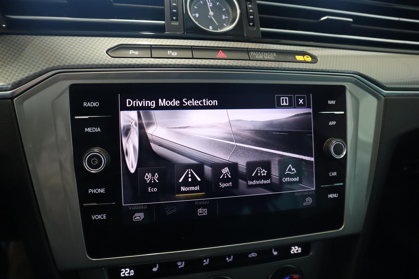 VOLKSWAGEN Passat 2019