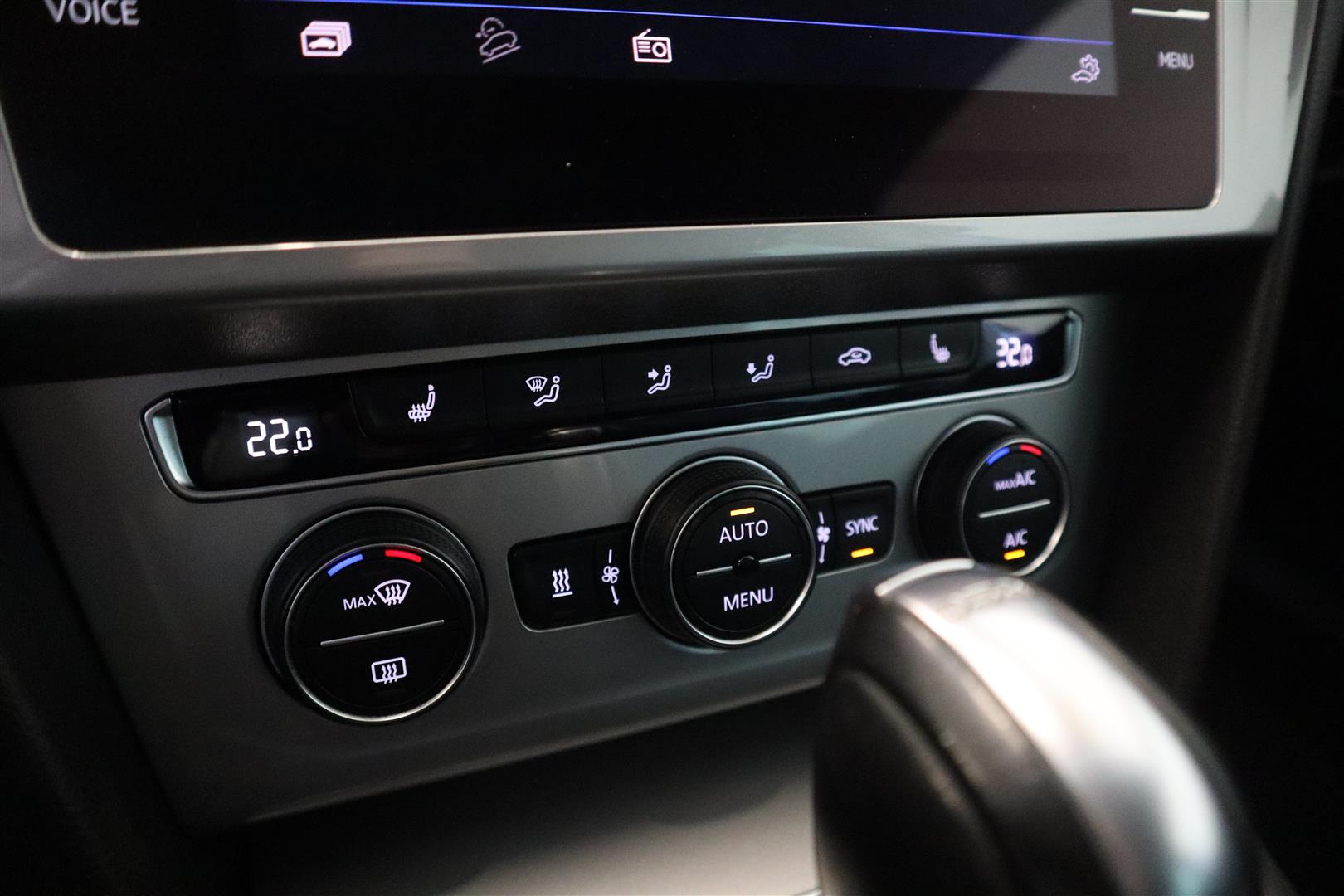 VOLKSWAGEN Passat 2019