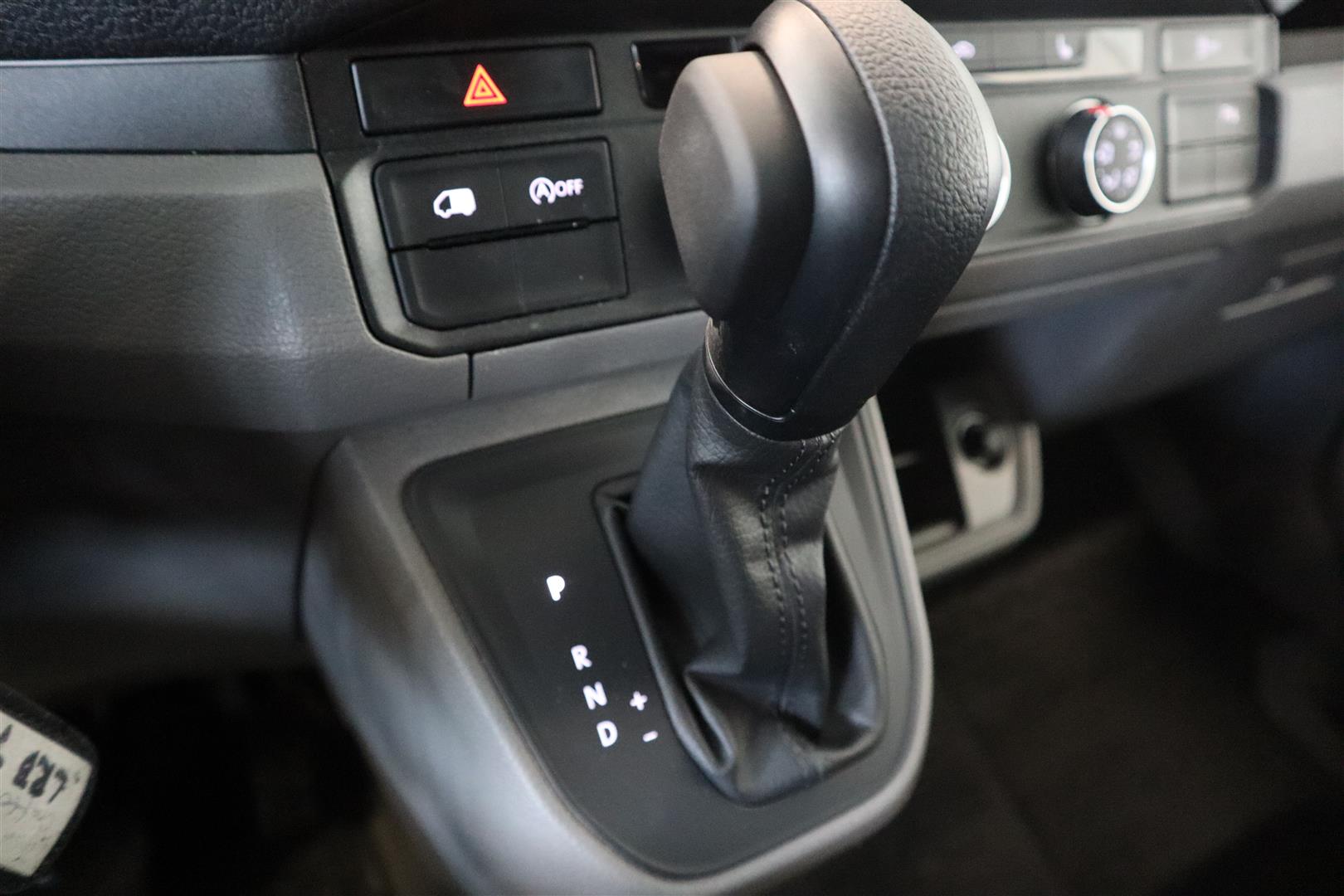 VOLKSWAGEN Crafter 2021