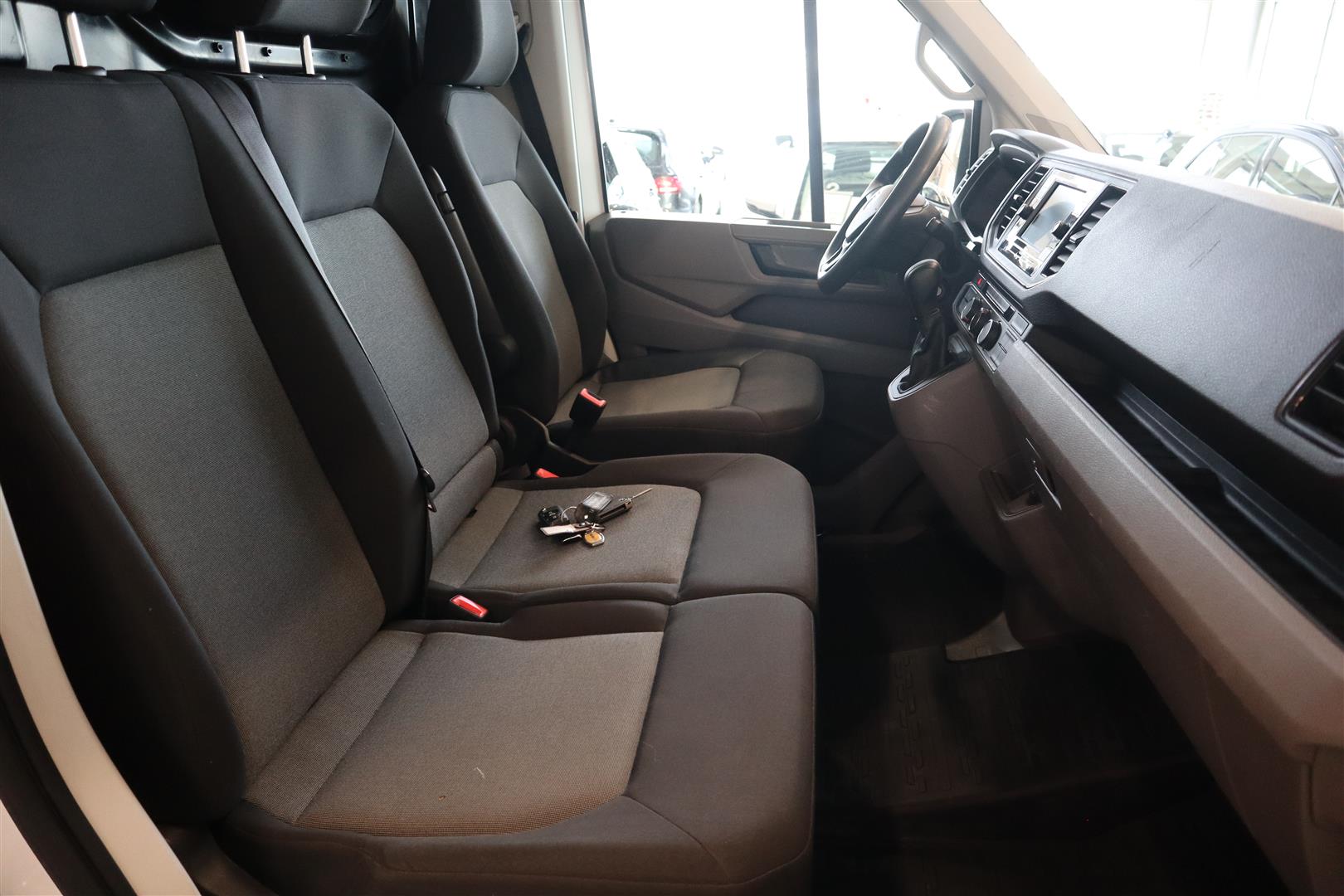 VOLKSWAGEN Crafter 2021