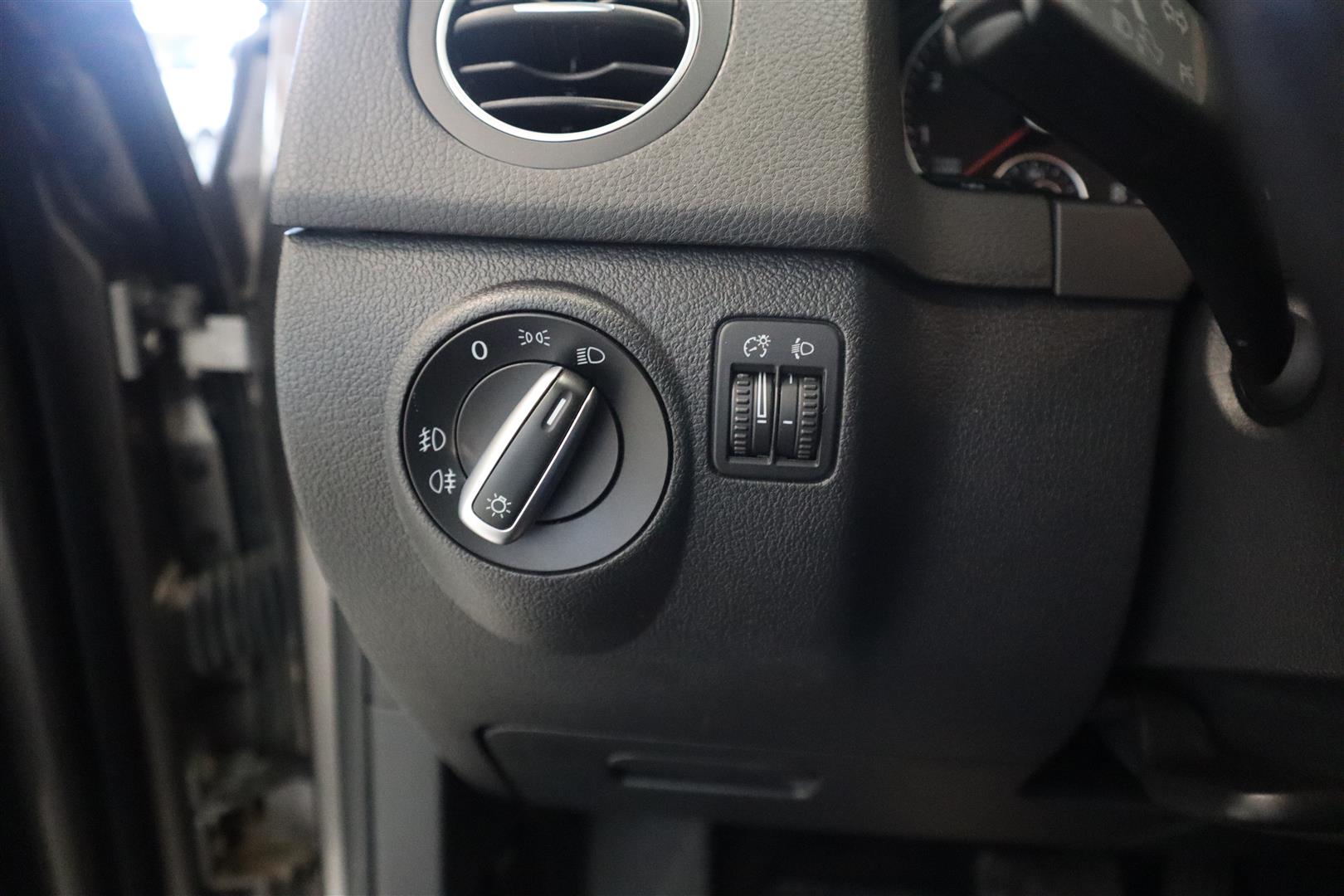 VOLKSWAGEN Golf Plus 2010