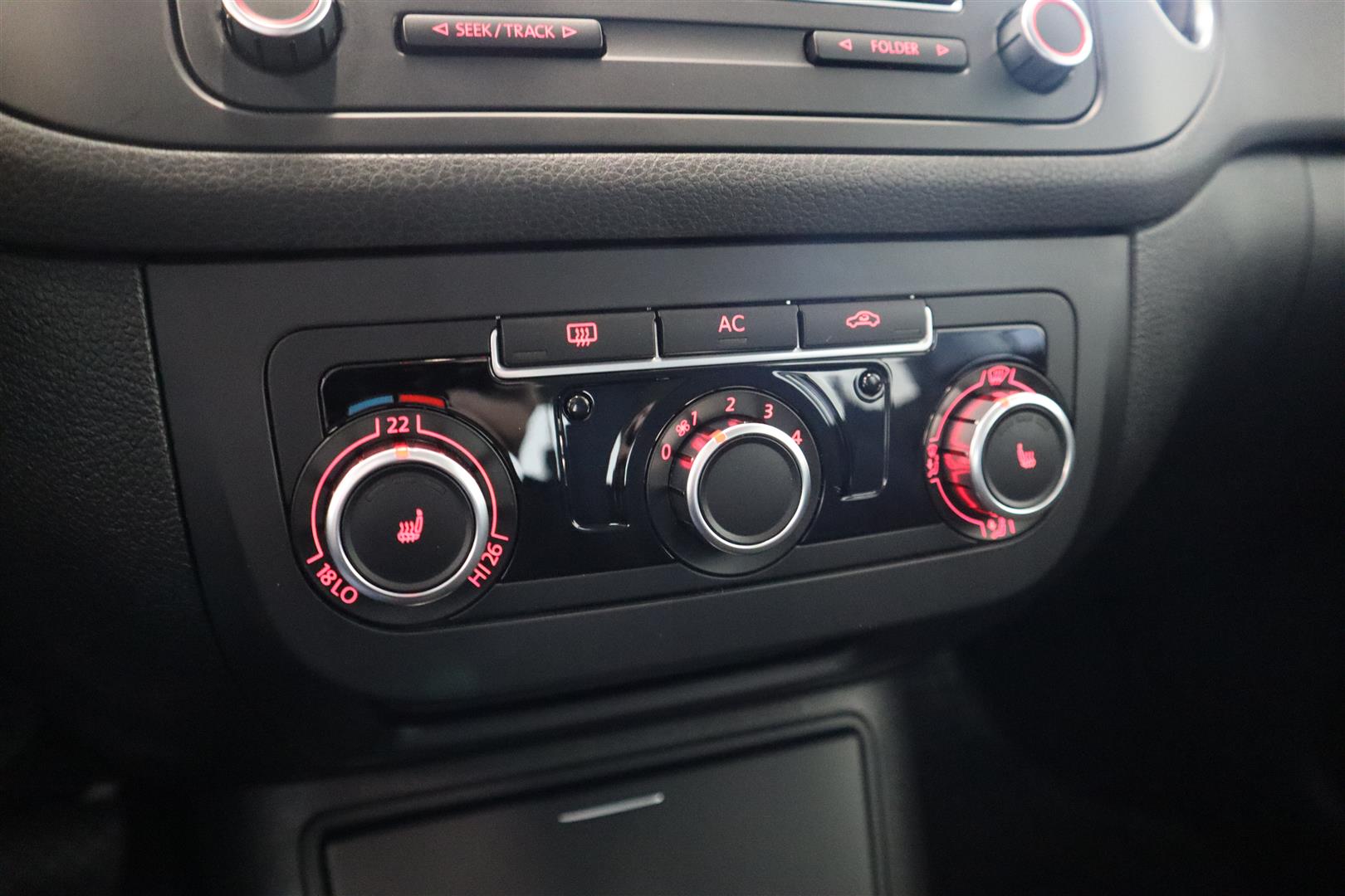 VOLKSWAGEN Golf Plus 2010
