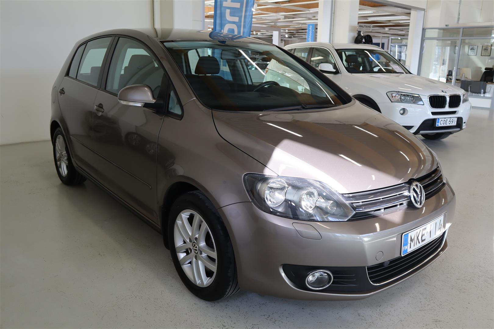 VOLKSWAGEN Golf Plus 2010