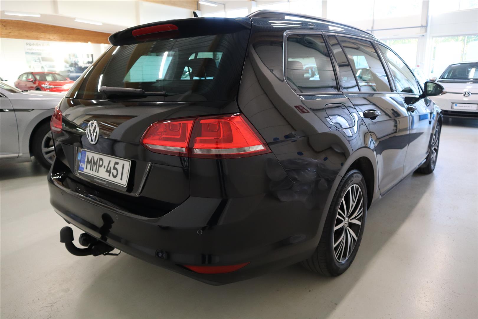 VOLKSWAGEN Golf 2016