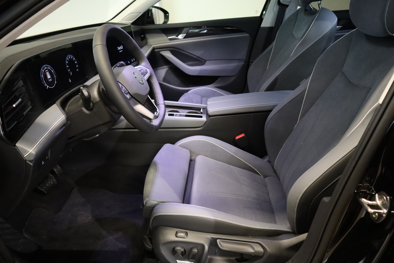 Volkswagen Passat 2024