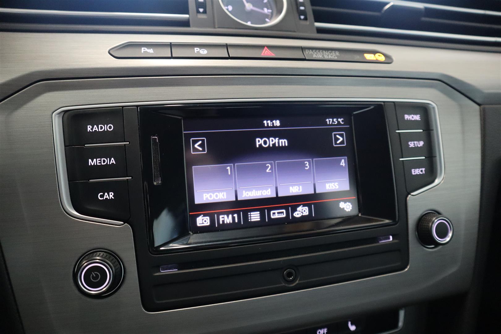 VOLKSWAGEN Passat 2016