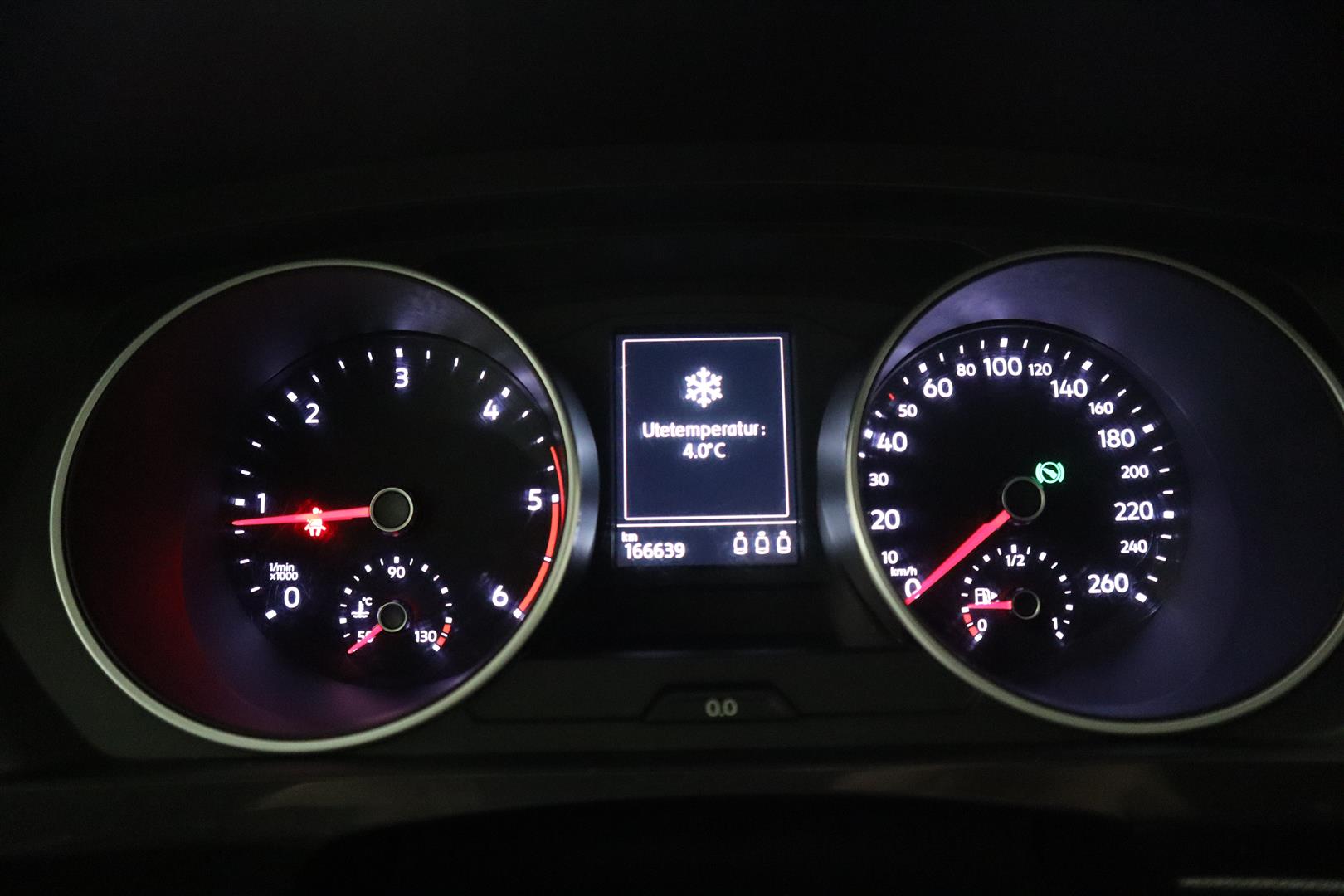 VOLKSWAGEN Tiguan 2016