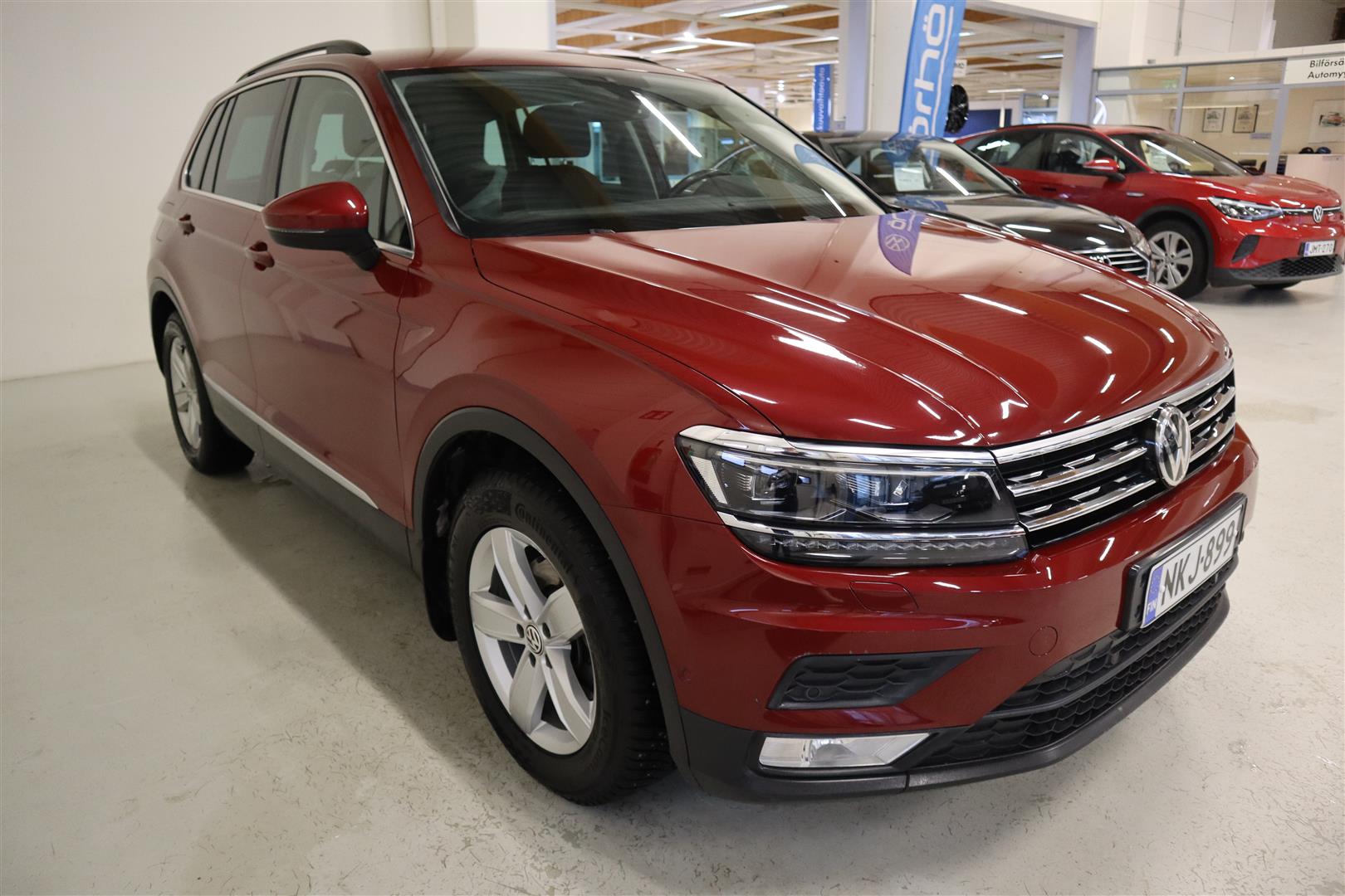 VOLKSWAGEN Tiguan 2016