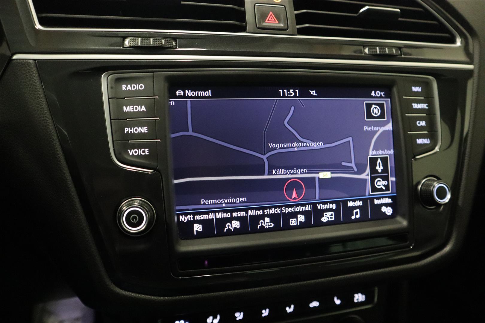 VOLKSWAGEN Tiguan 2016