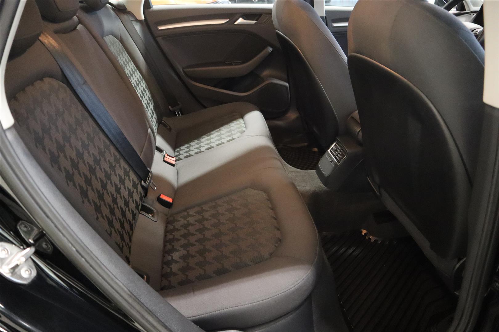 AUDI A3 2014