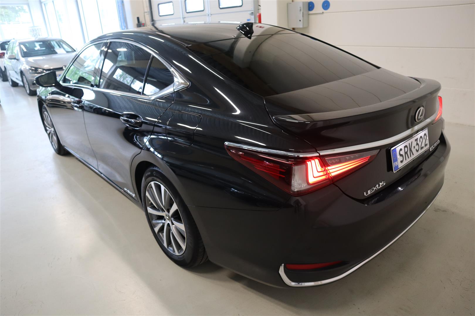 LEXUS ES 2020
