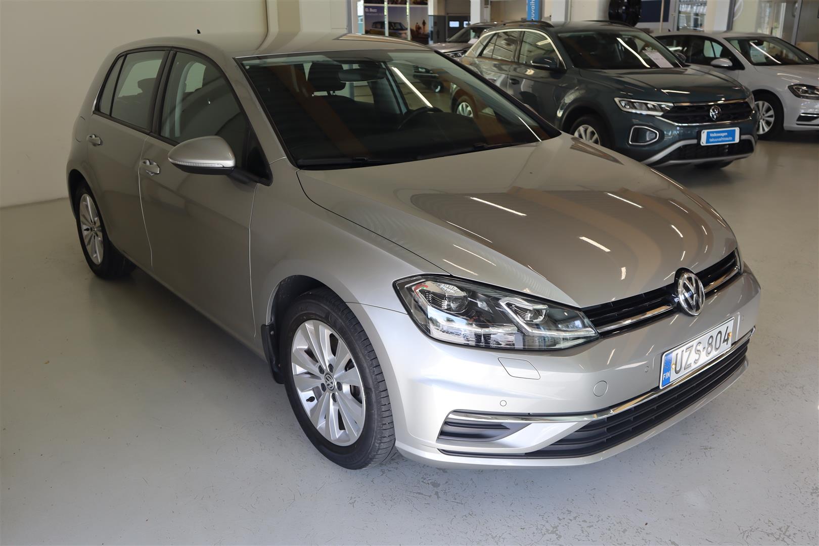 VOLKSWAGEN Golf 2017