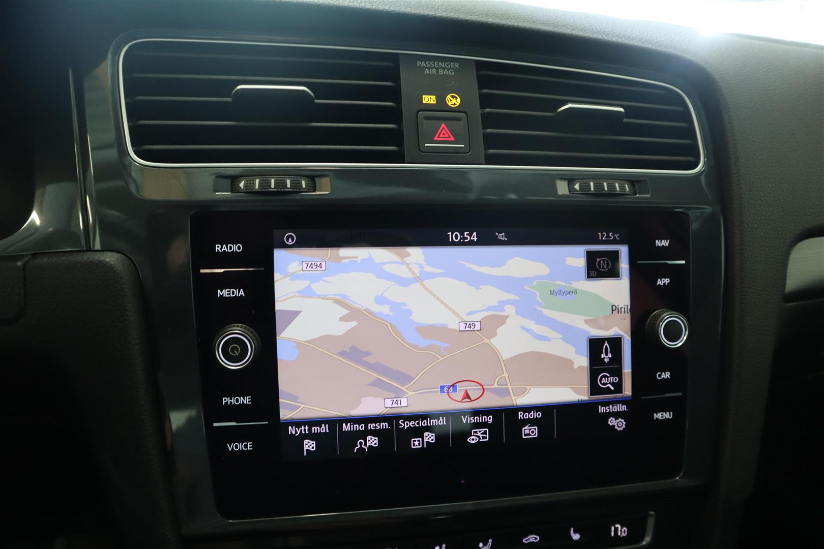 VOLKSWAGEN Golf 2017