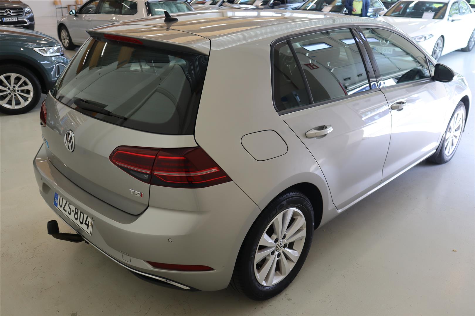 VOLKSWAGEN Golf 2017