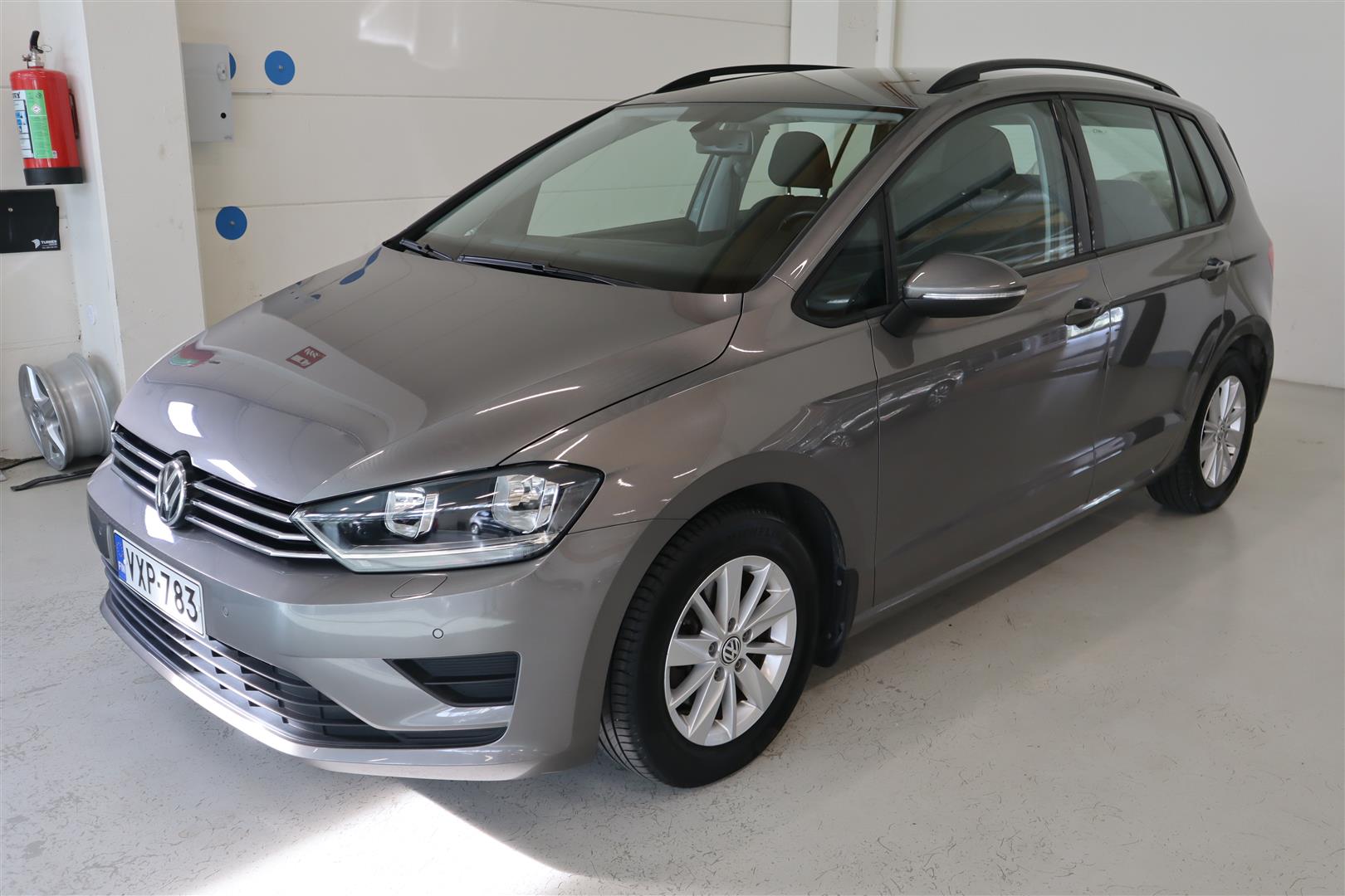 VOLKSWAGEN Golf Sportsvan 2015