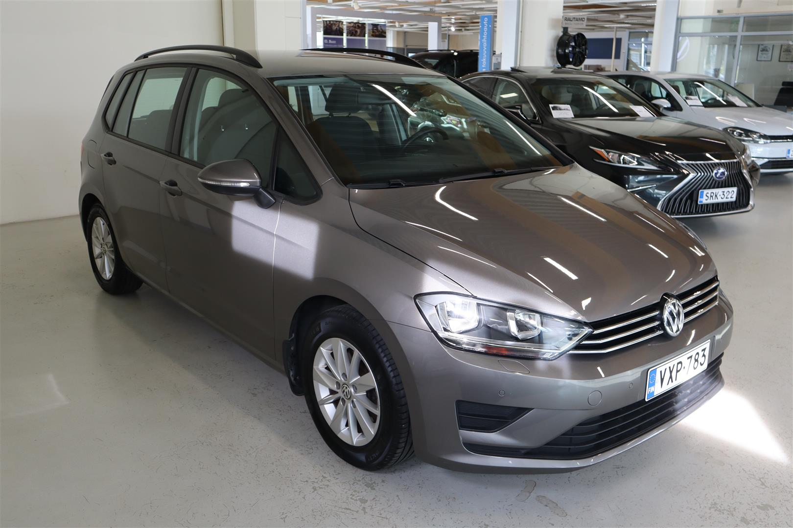 VOLKSWAGEN Golf Sportsvan 2015