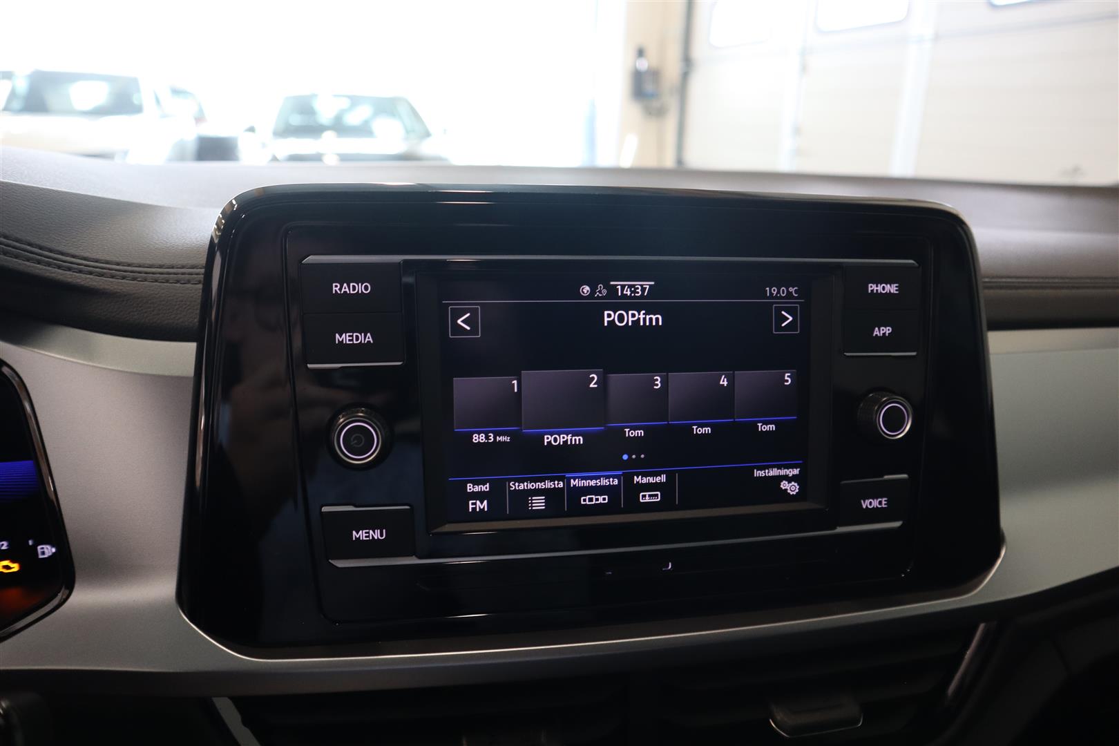 VOLKSWAGEN T-Roc 2024