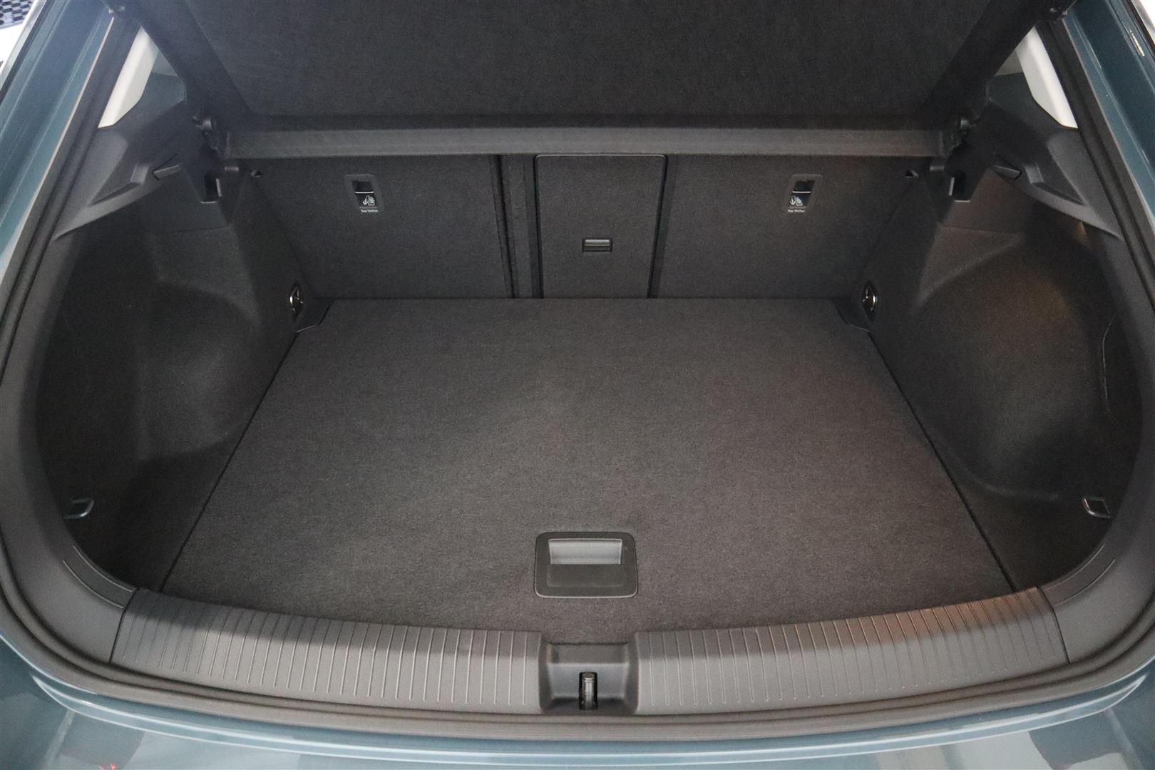 VOLKSWAGEN T-Roc 2024