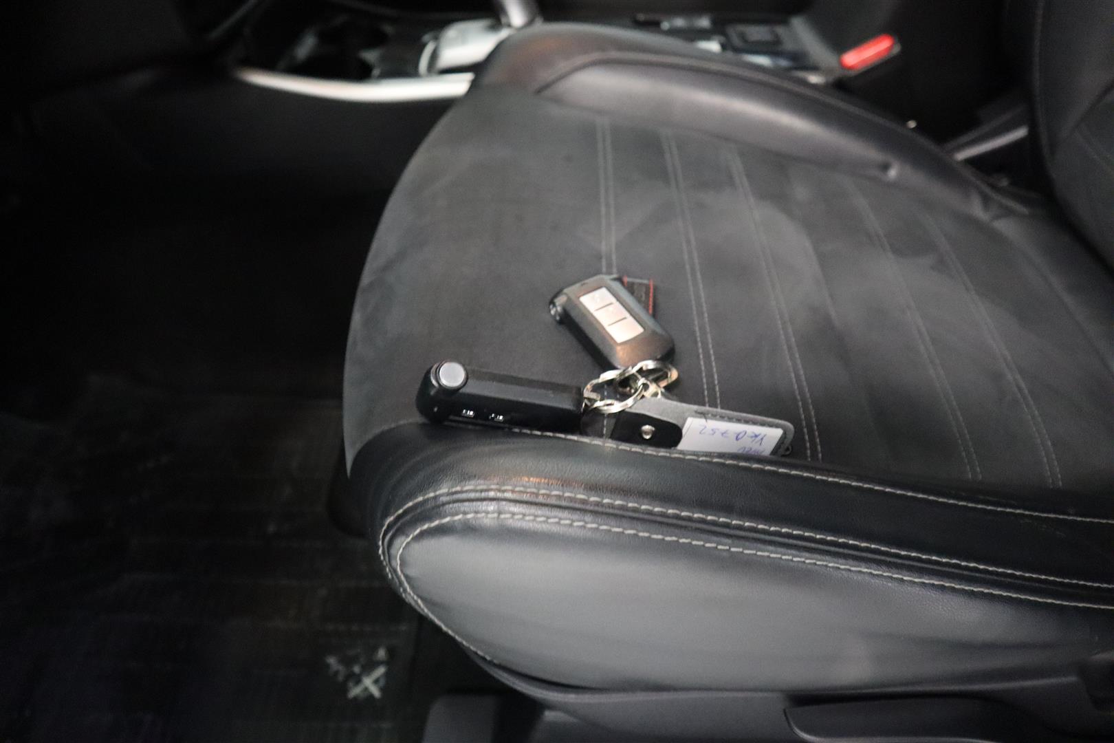 MITSUBISHI Outlander 2017