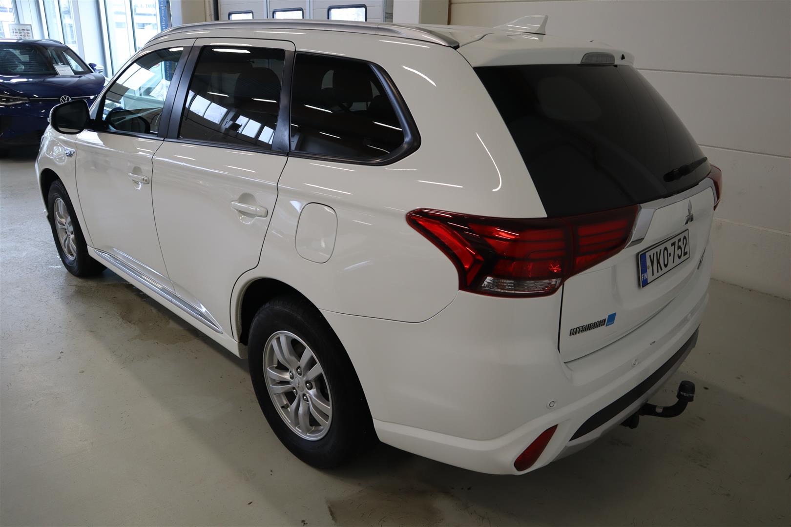 MITSUBISHI Outlander 2017