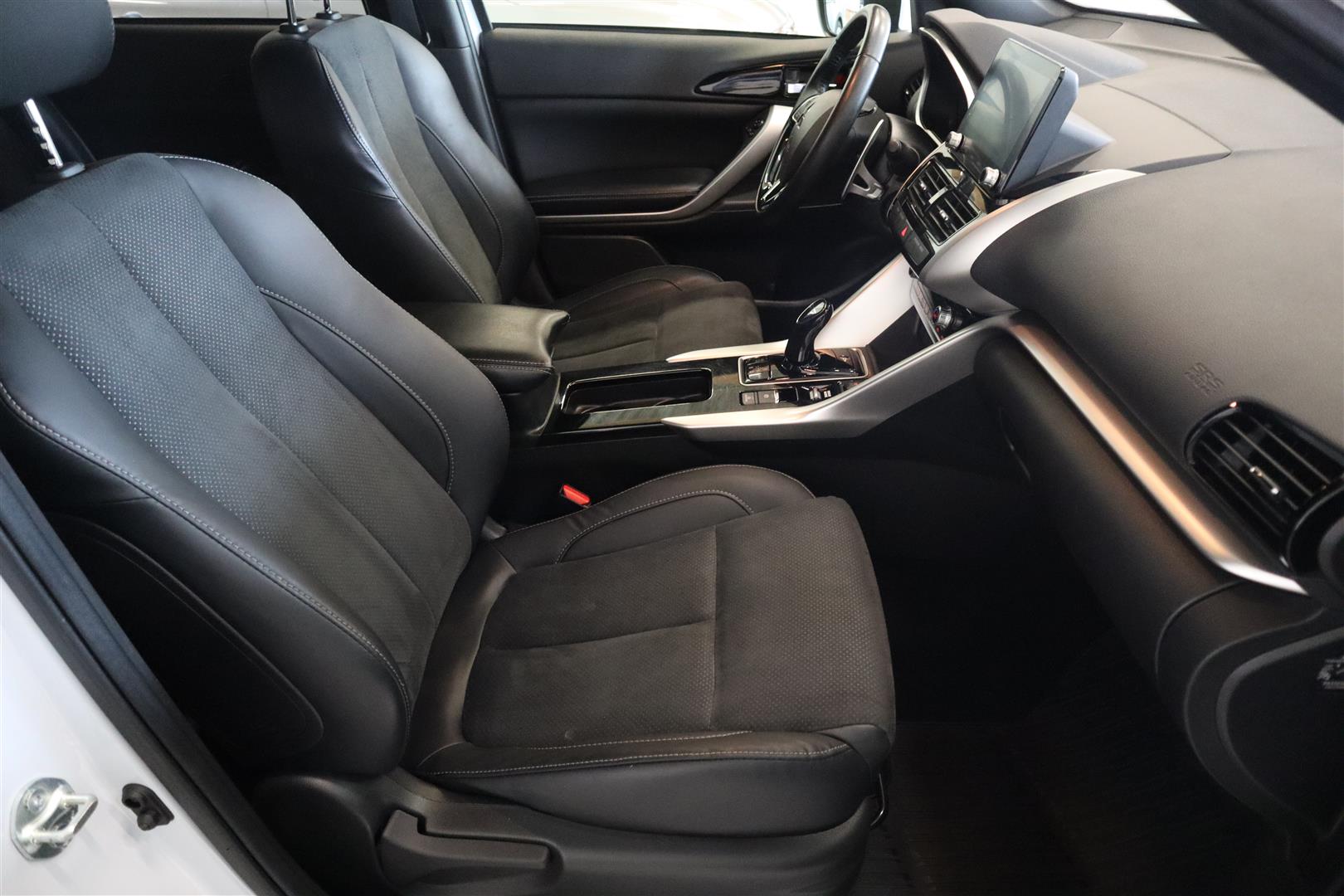 MITSUBISHI Eclipse Cross 2022