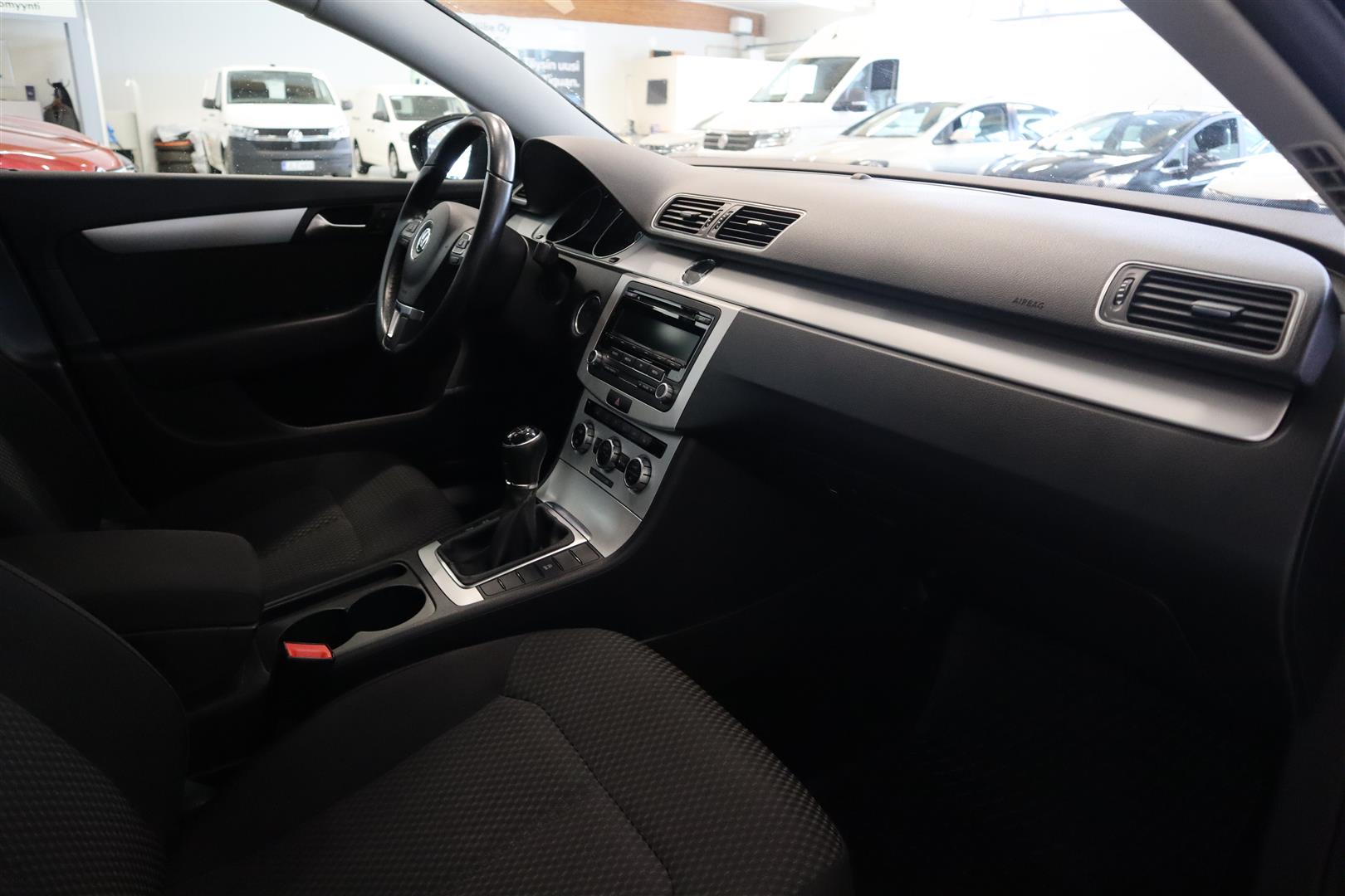 VOLKSWAGEN Passat 2014