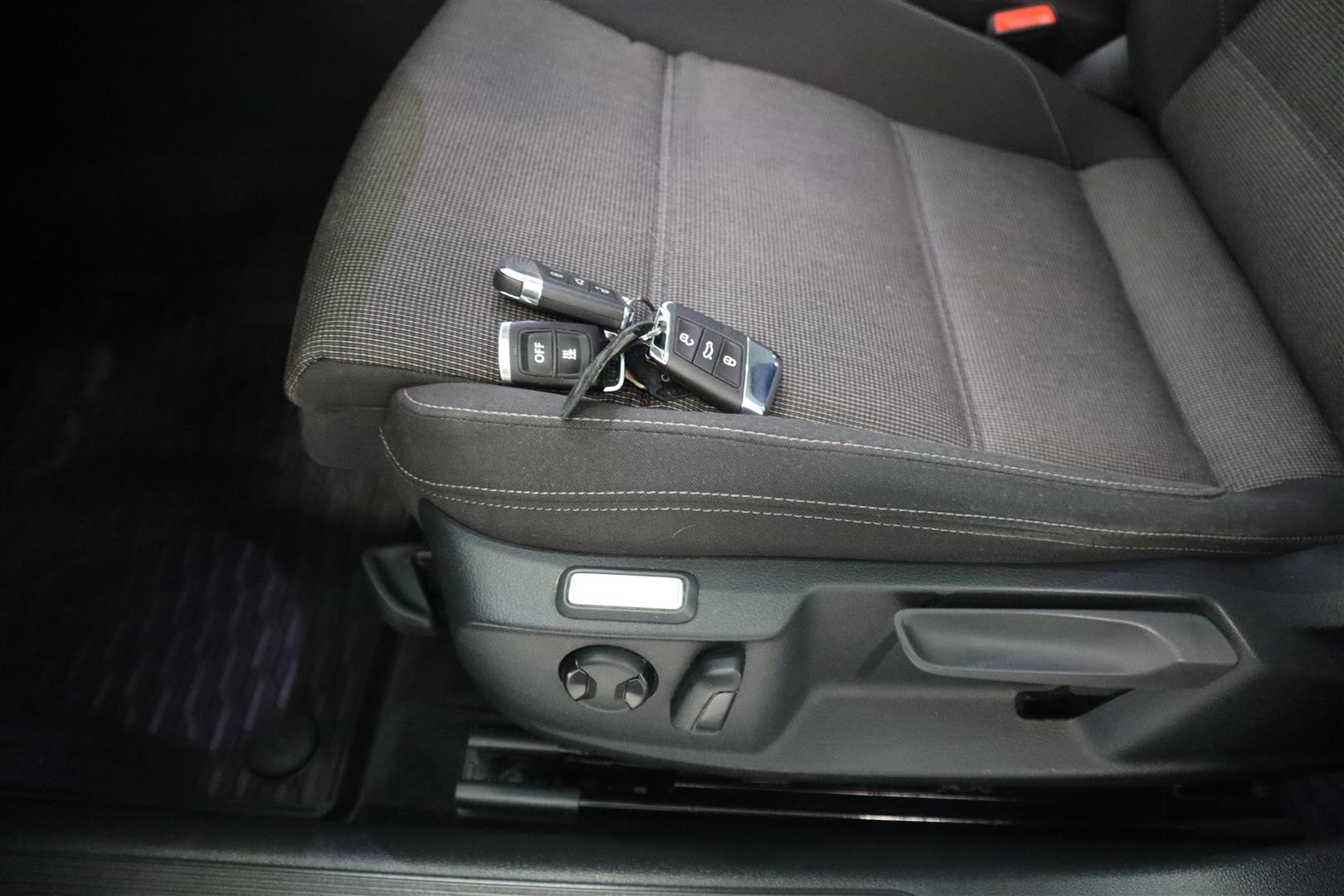 VOLKSWAGEN Passat 2018