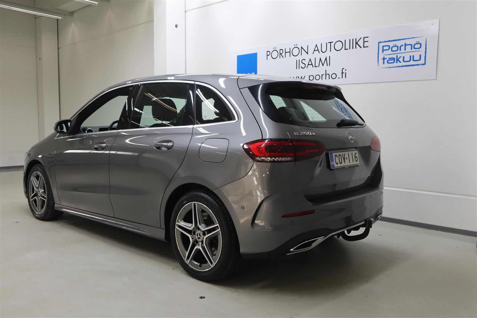 MERCEDES-BENZ B 2021