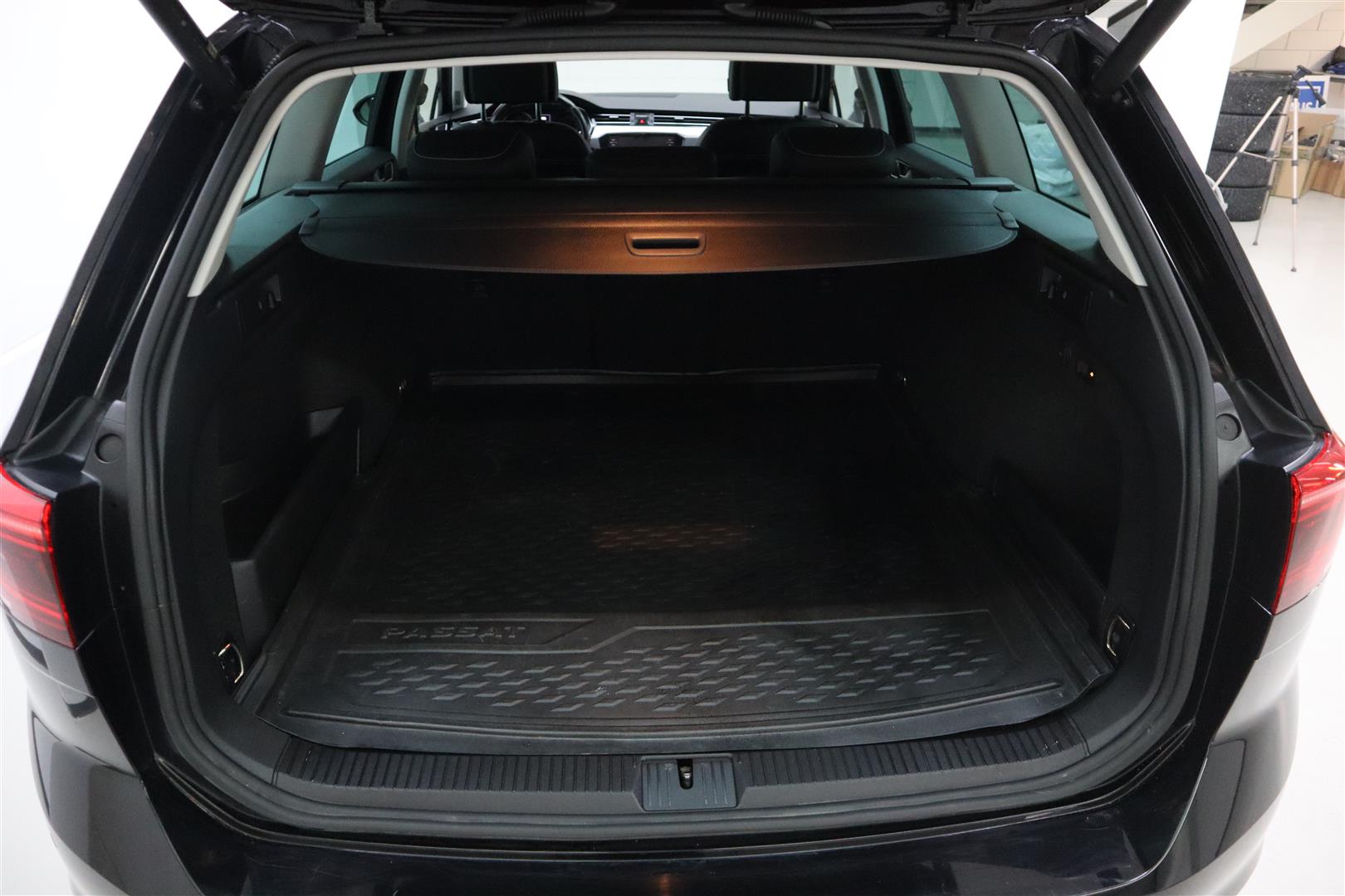VOLKSWAGEN Passat 2022