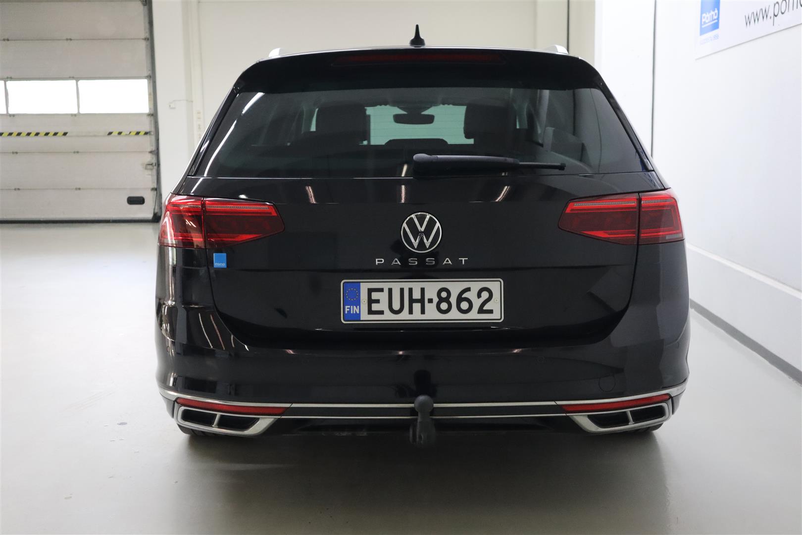 VOLKSWAGEN Passat 2022