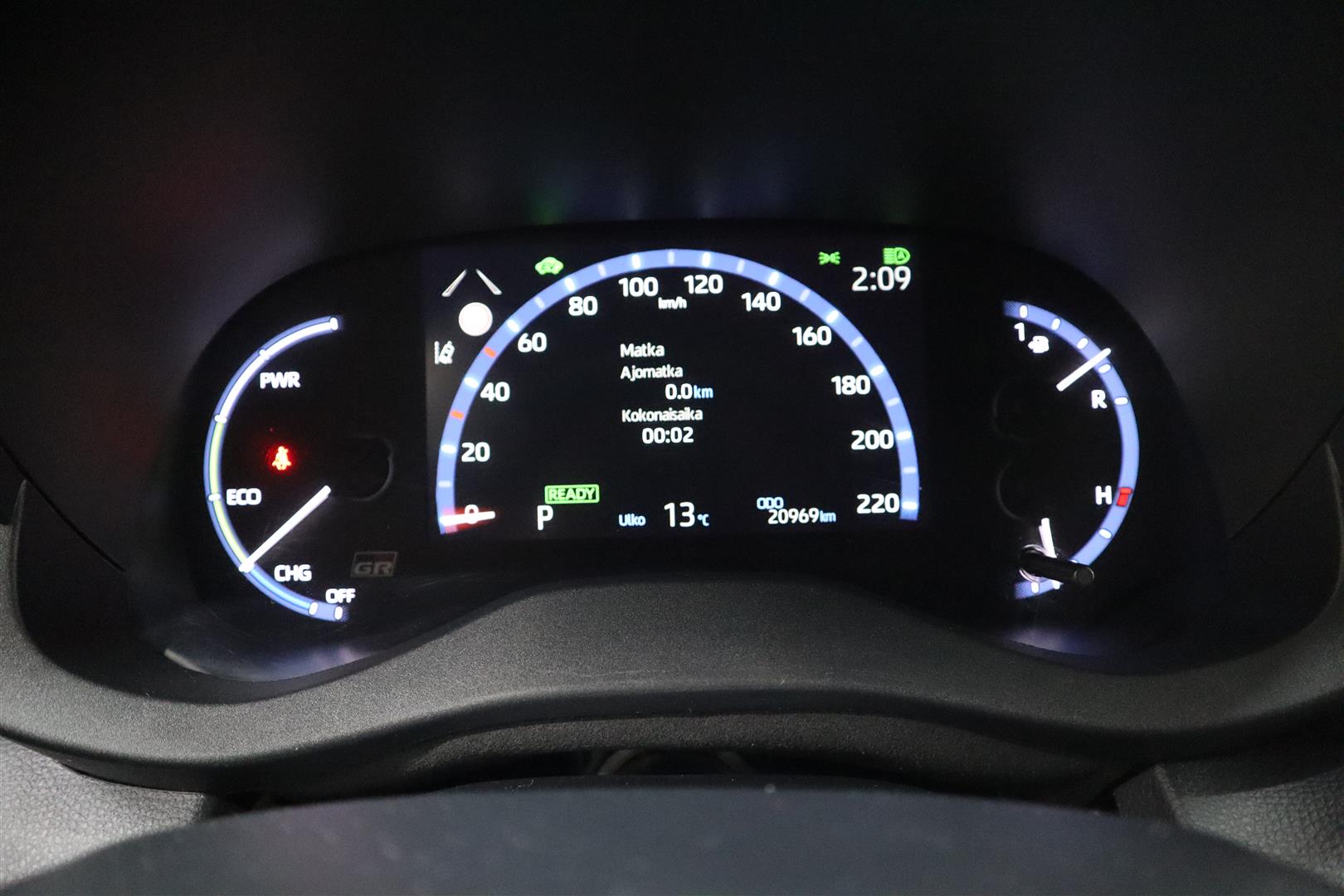 TOYOTA Yaris Cross 2023