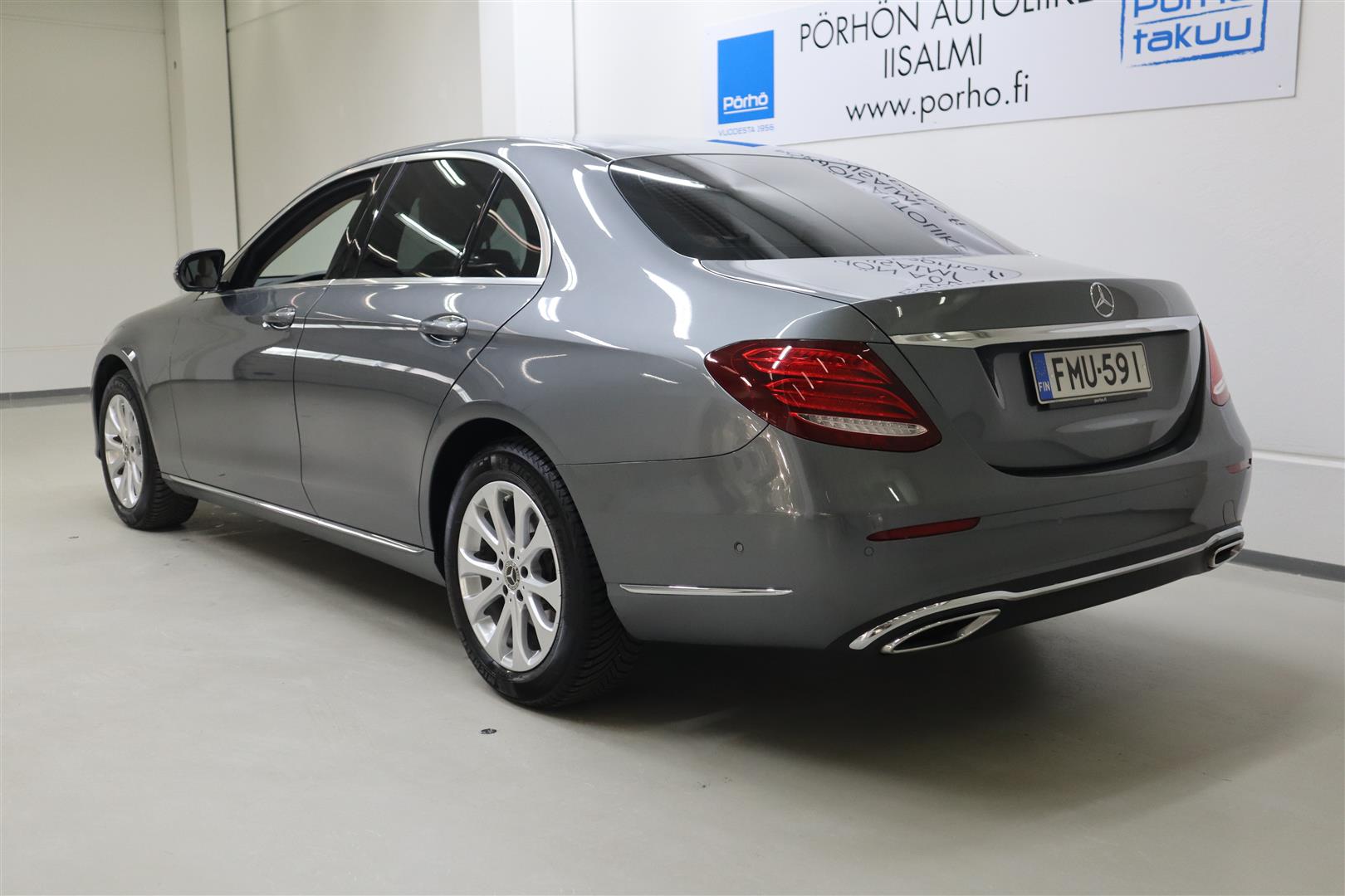 MERCEDES-BENZ E 2017