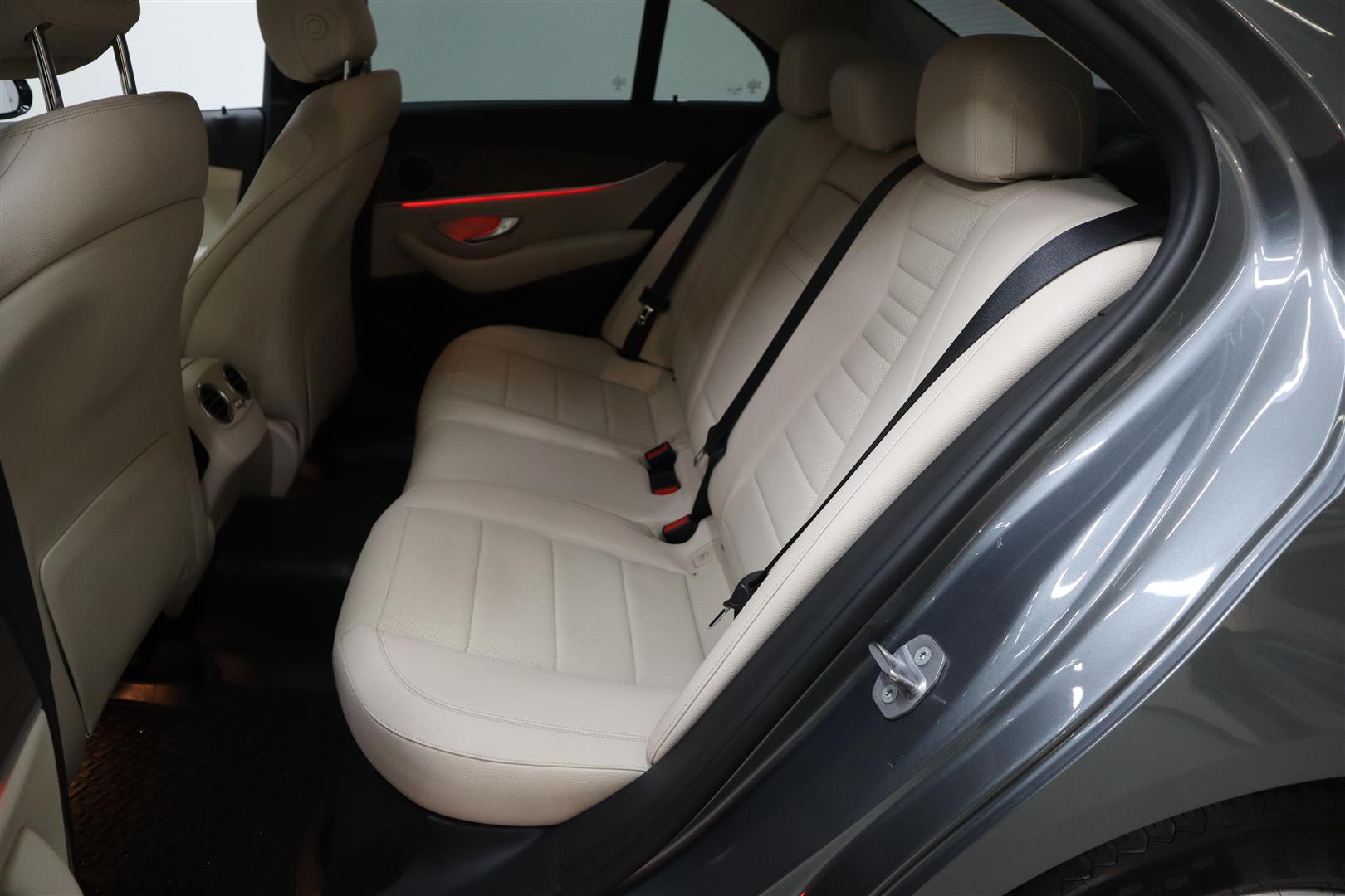 MERCEDES-BENZ E 2017