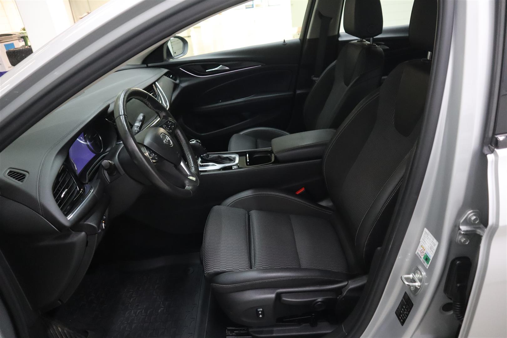 OPEL Insignia 2021
