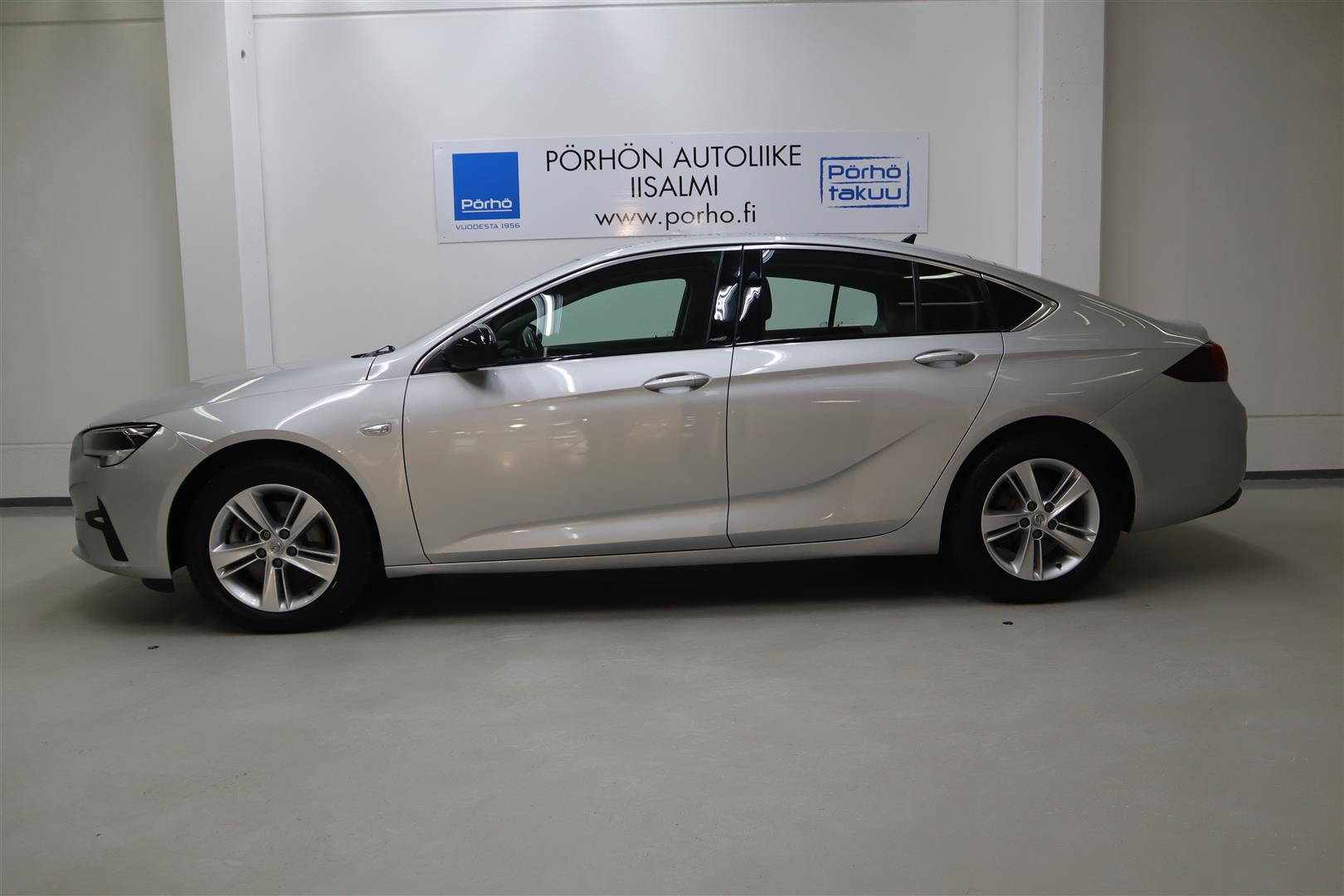 OPEL Insignia 2021