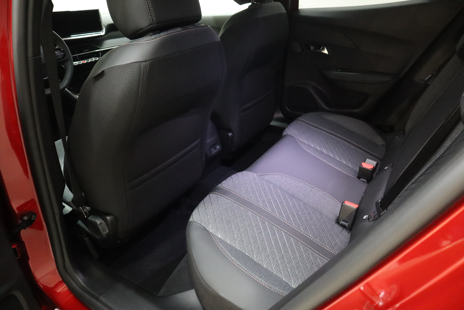 Peugeot 2008 10