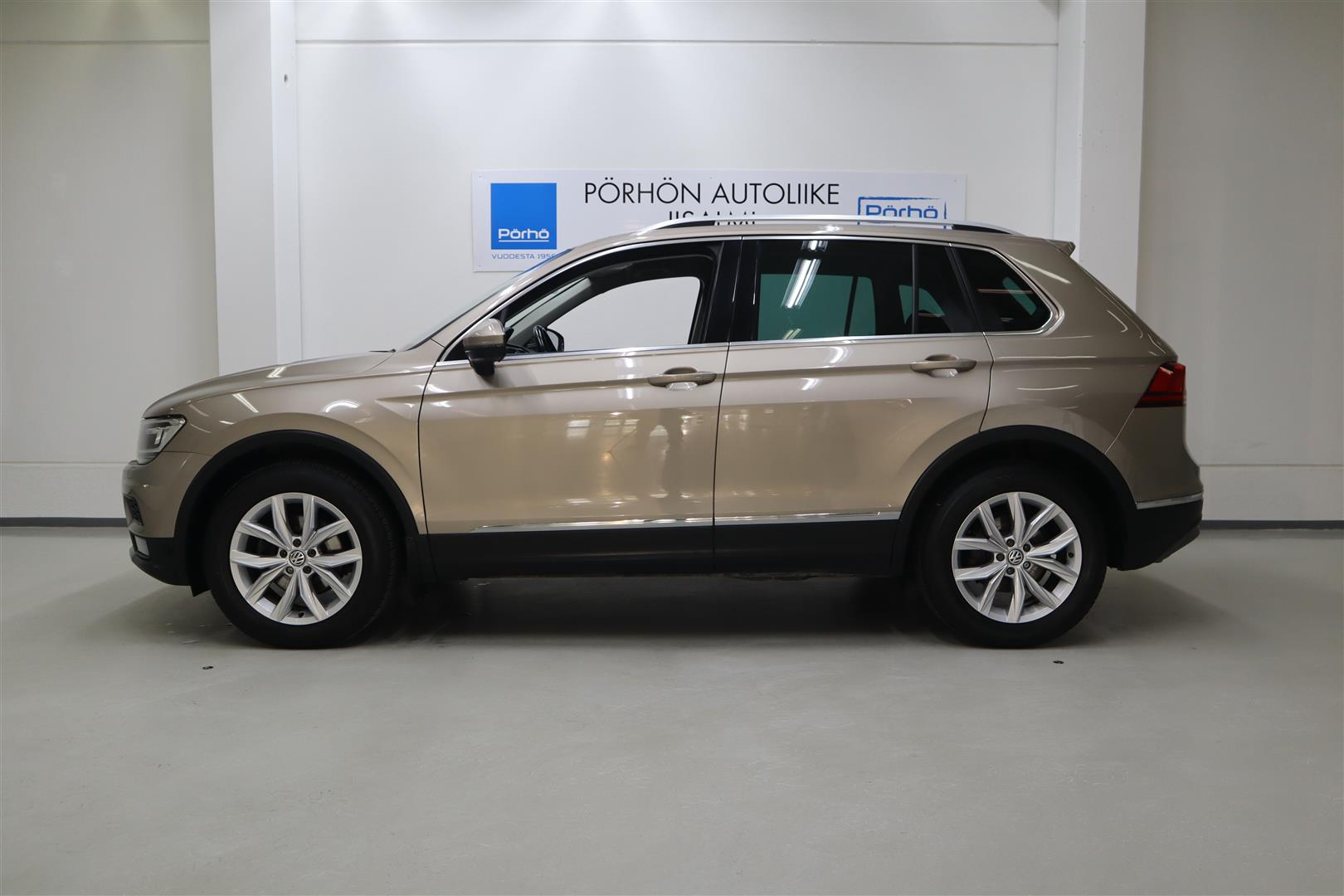 VOLKSWAGEN Tiguan 2019