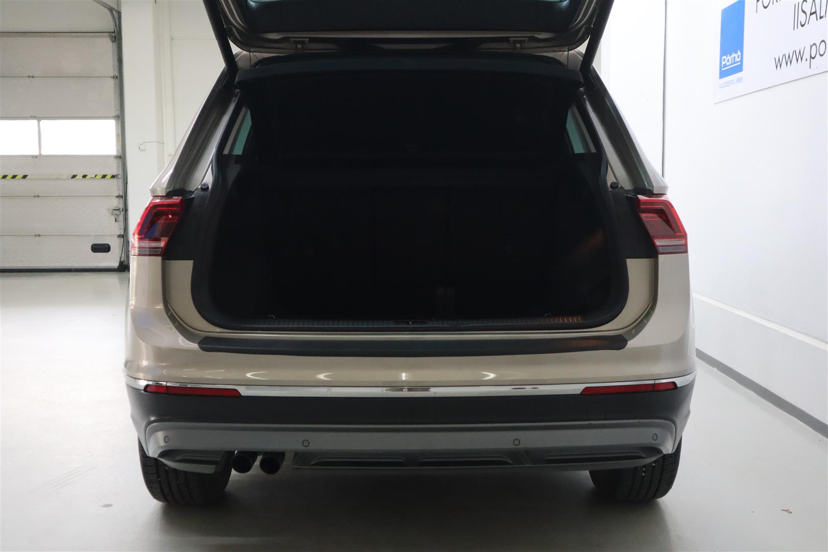 VOLKSWAGEN Tiguan 2019