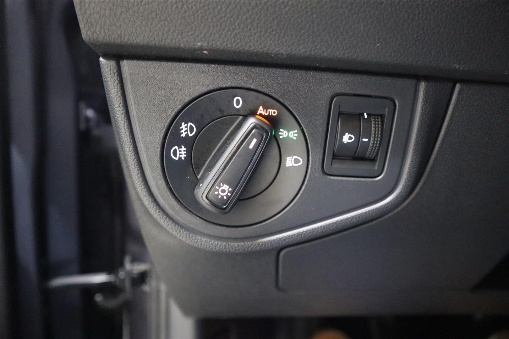 VOLKSWAGEN Polo 2022