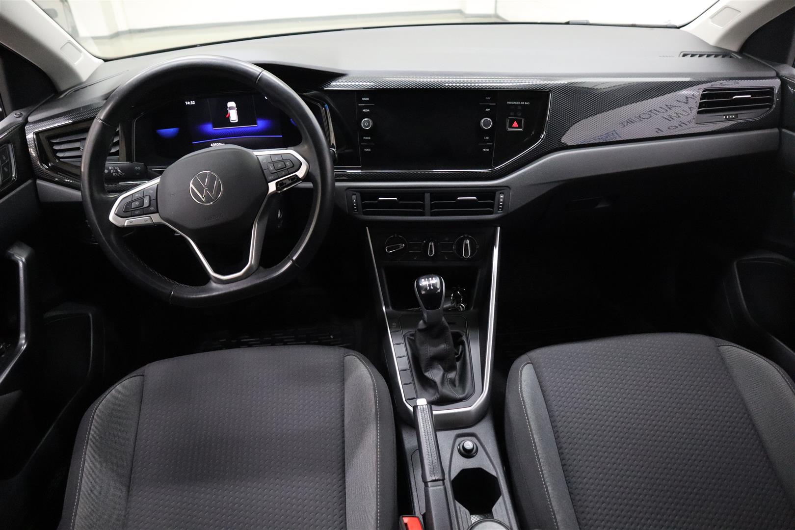 VOLKSWAGEN Polo 2022