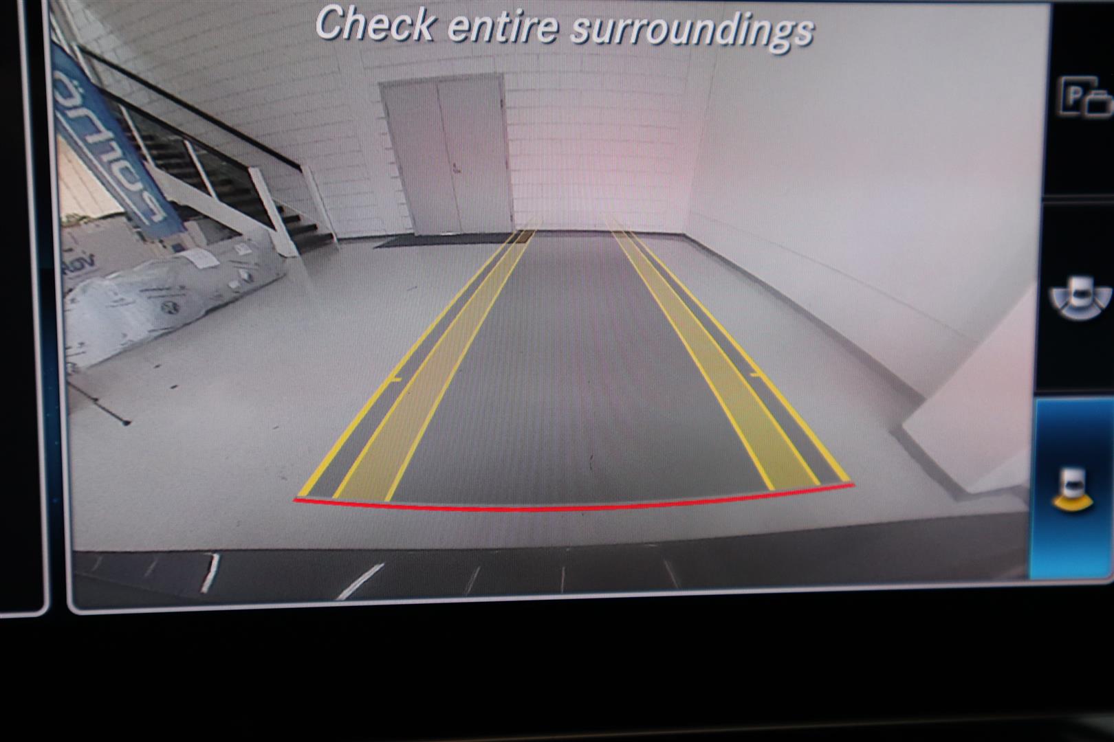 MERCEDES-BENZ C 2020