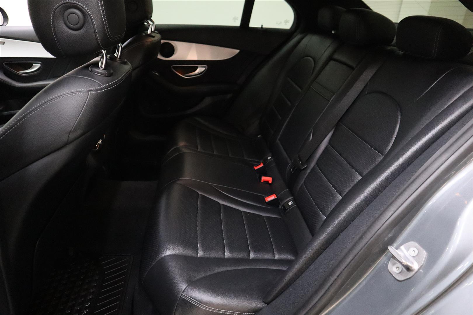 MERCEDES-BENZ C 2020