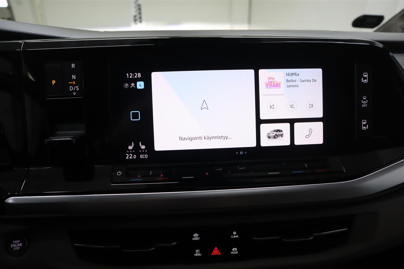 VOLKSWAGEN Multivan 2022