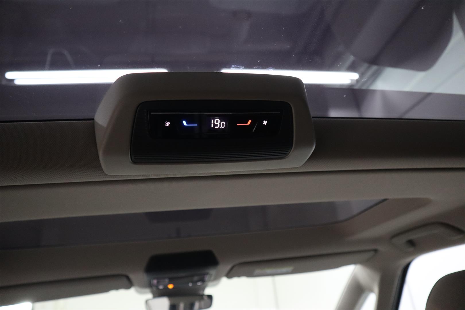 VOLKSWAGEN Multivan 2022