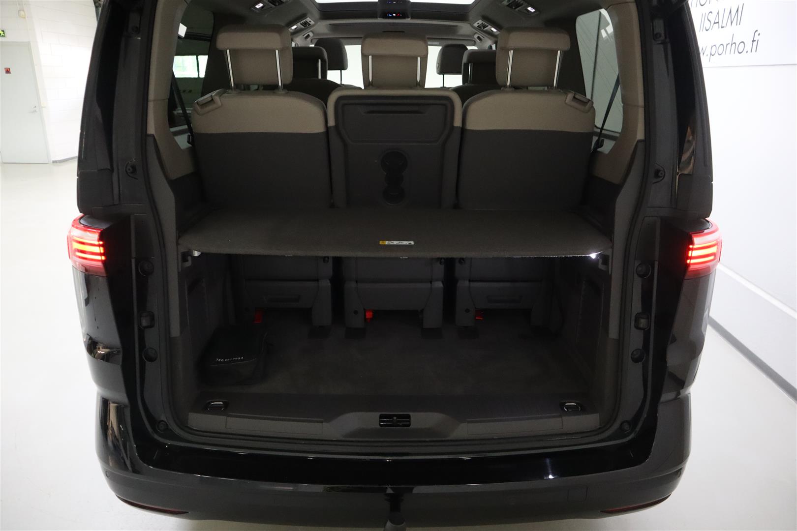 VOLKSWAGEN Multivan 2022