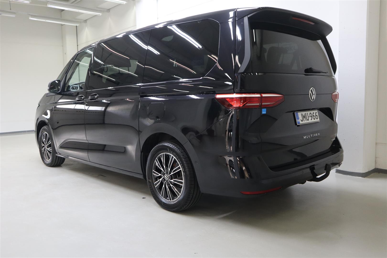 VOLKSWAGEN Multivan 2022