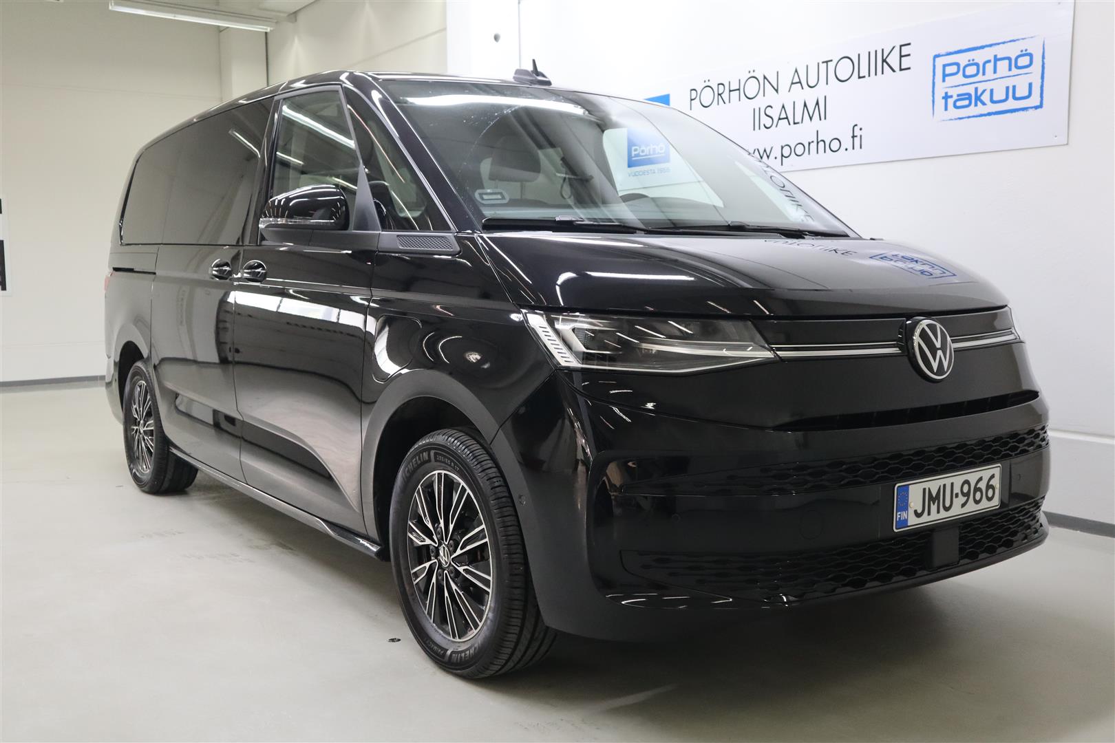 VOLKSWAGEN Multivan 2022