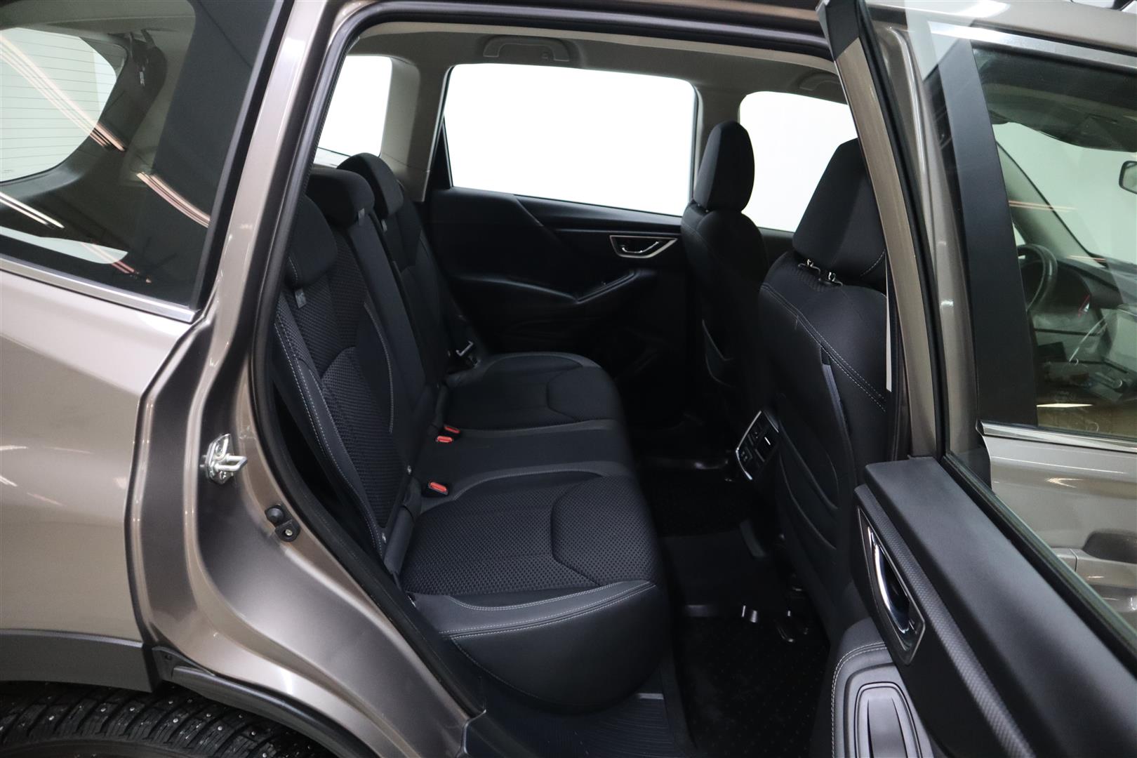 SUBARU Forester 2023