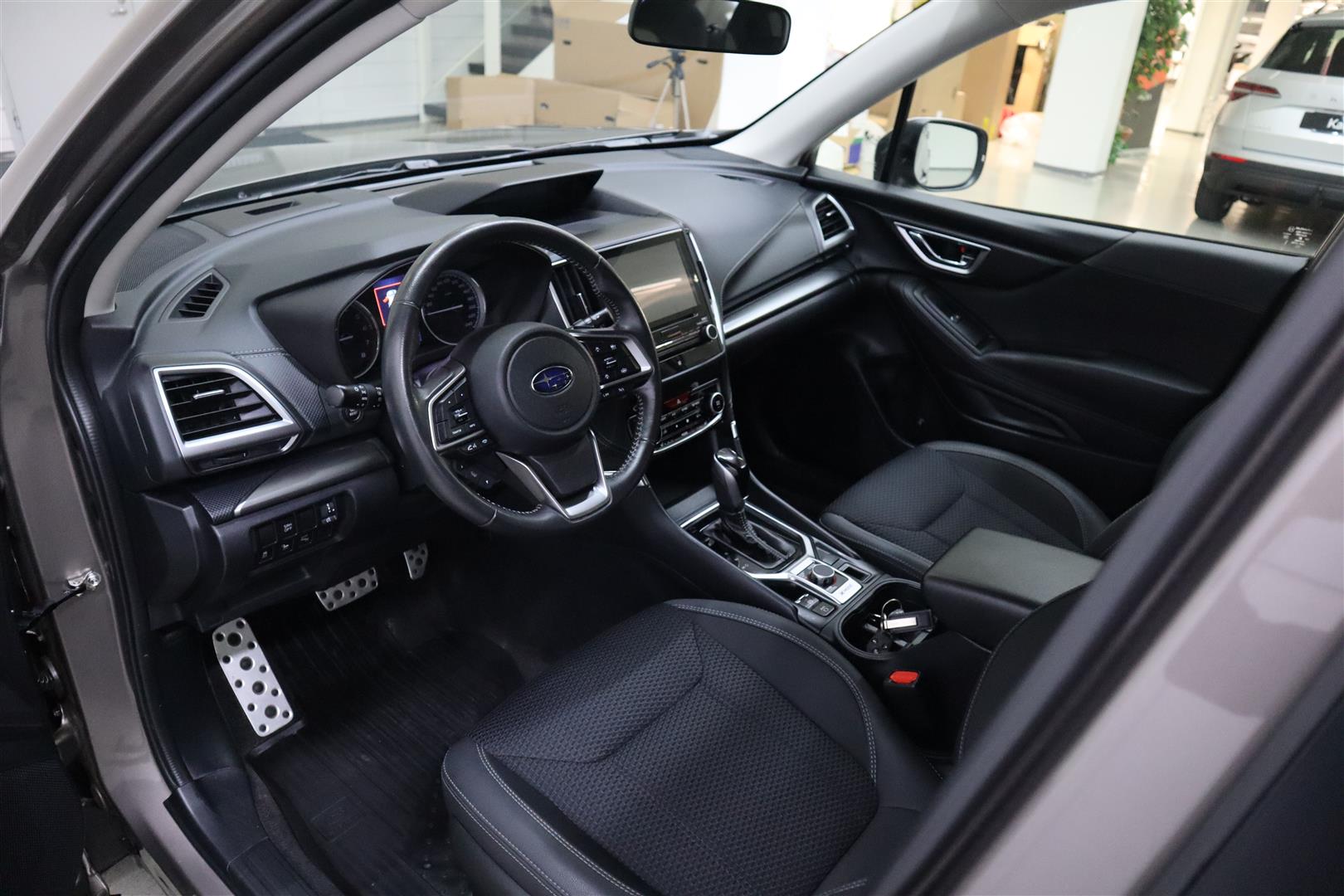 SUBARU Forester 2023