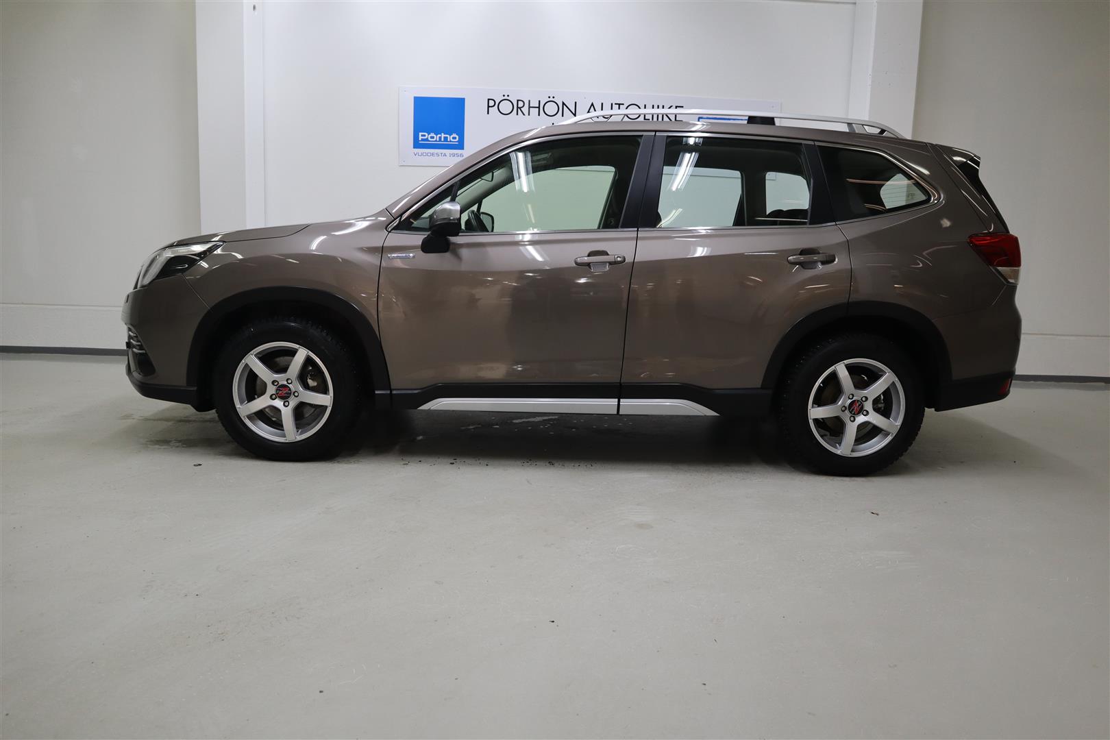 SUBARU Forester 2023